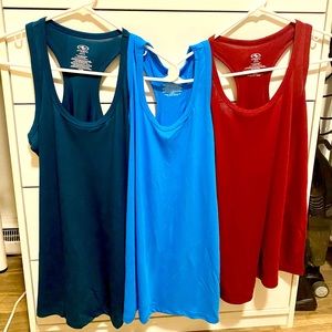 Lot of 3 Athletic Works tank tops size small (New)